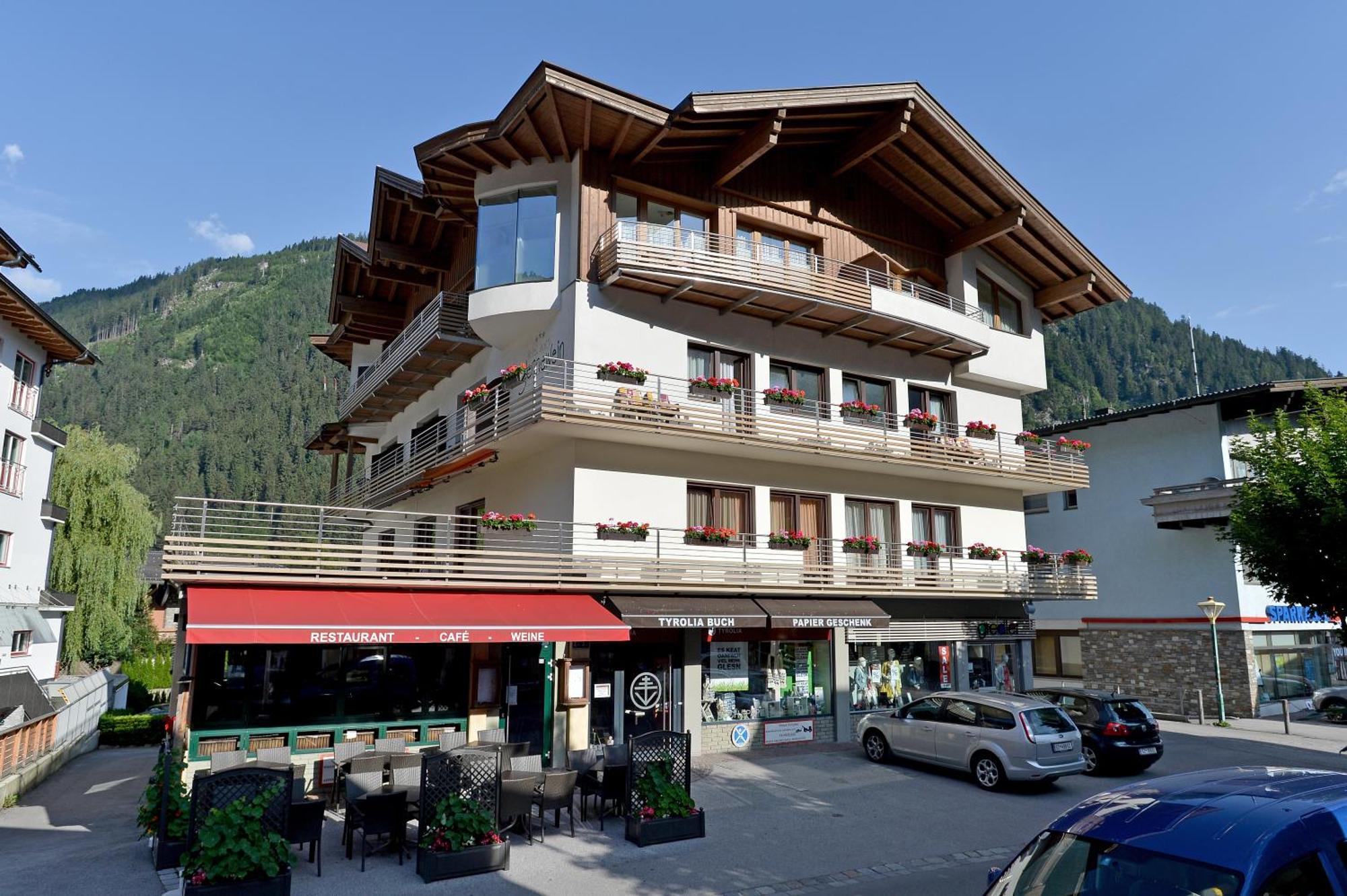 Hotel Garni Jennewein Mayrhofen Habitación foto